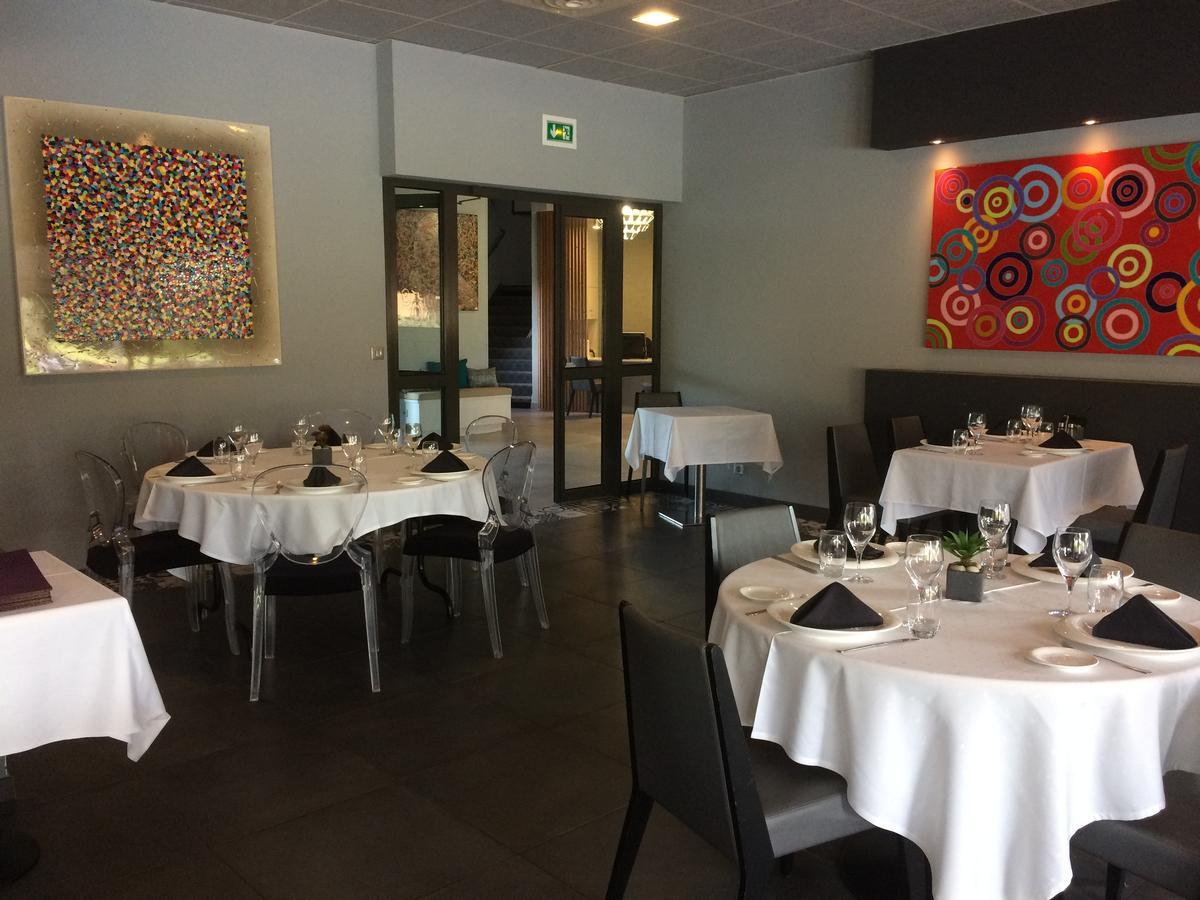 Sous Les Pins Hotell Étoile-sur-Rhône Eksteriør bilde
